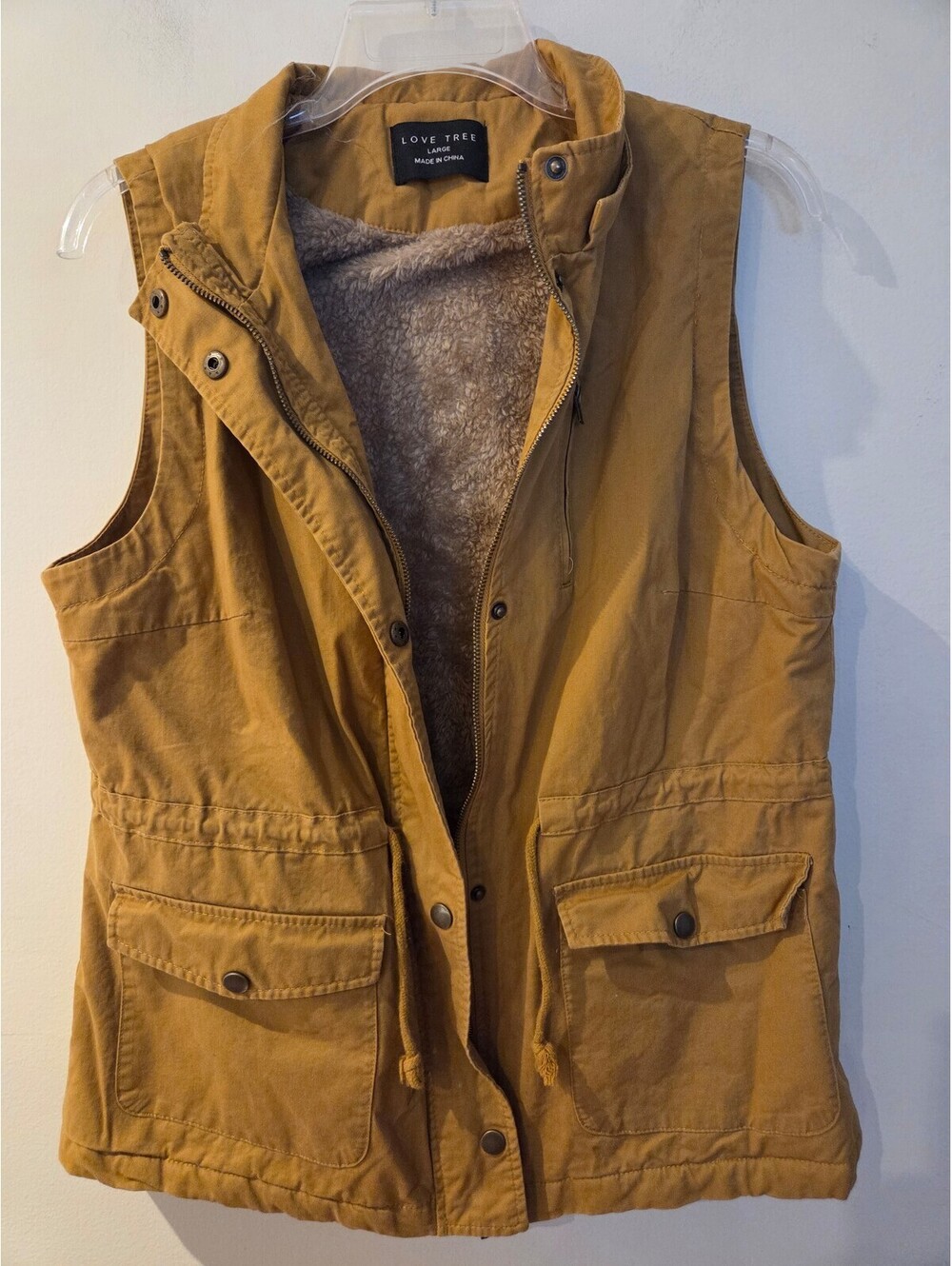 Love Tree Women's Faux Fur Lined Gold Vest Large